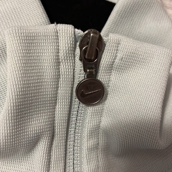 Nike Jacket - Picture 8 of 8